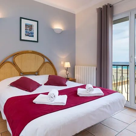 Joseph Charles Hotel LʼÎle-Rousse