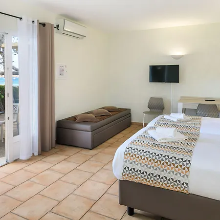 Joseph Charles Hotel 3*