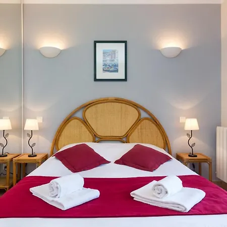 Joseph Charles Hotel 3*